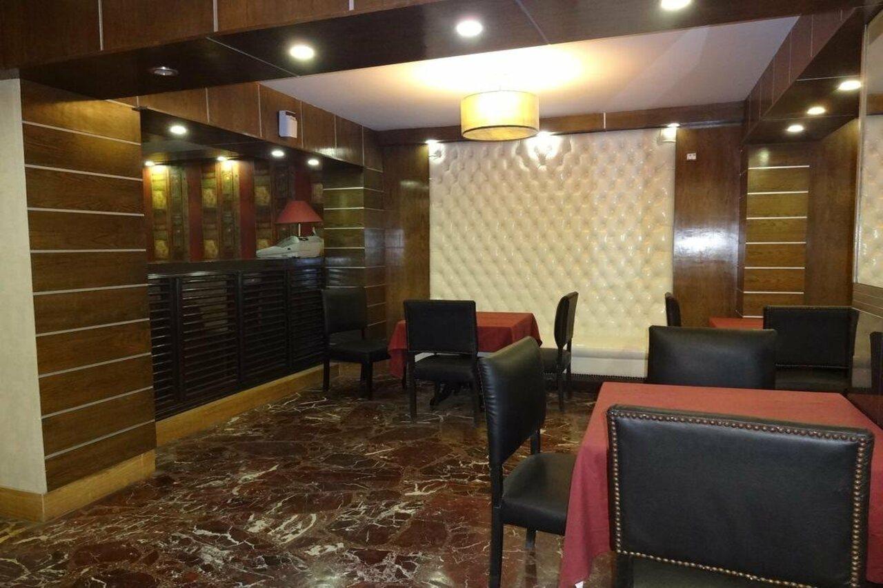 Hotel Sarawan Karachi Eksteriør bilde